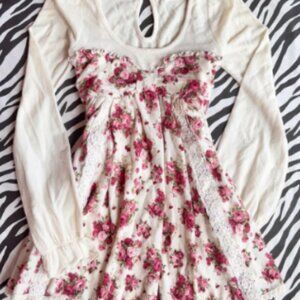 Liz Lisa cute floral dress long sleeve lace pink, red and white gyaru jfashion
